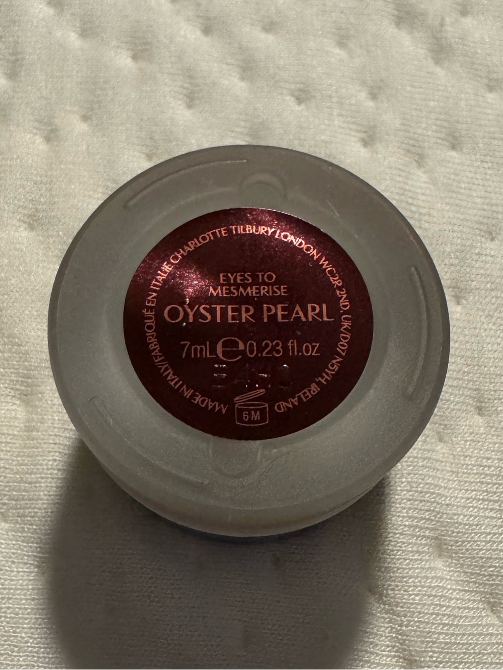 Charlotte Tilbury Eyes to Mesmerize Eye Shadow Pot in Oyster Pearl